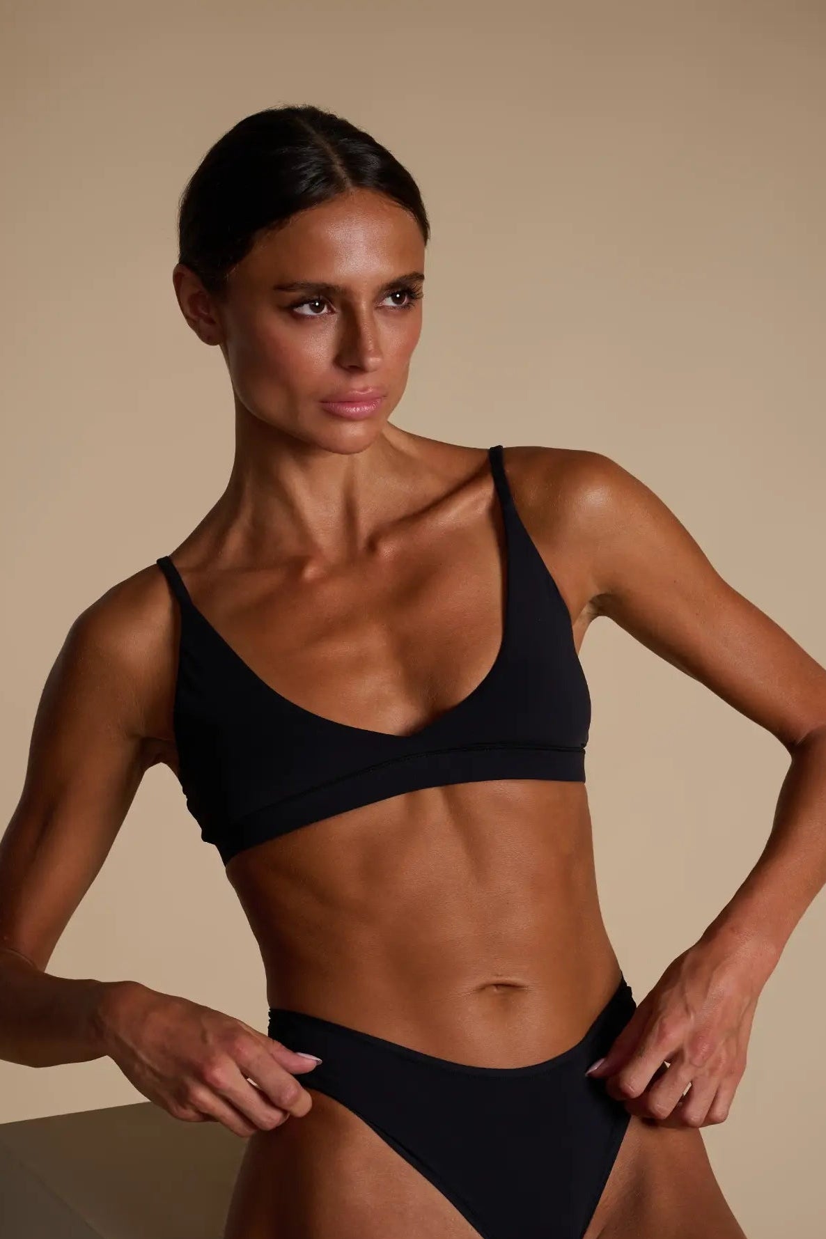 Triangle Bralet Black - Detail